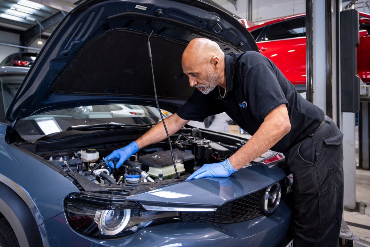 Mazda targets older cars with expanded dealer service plan