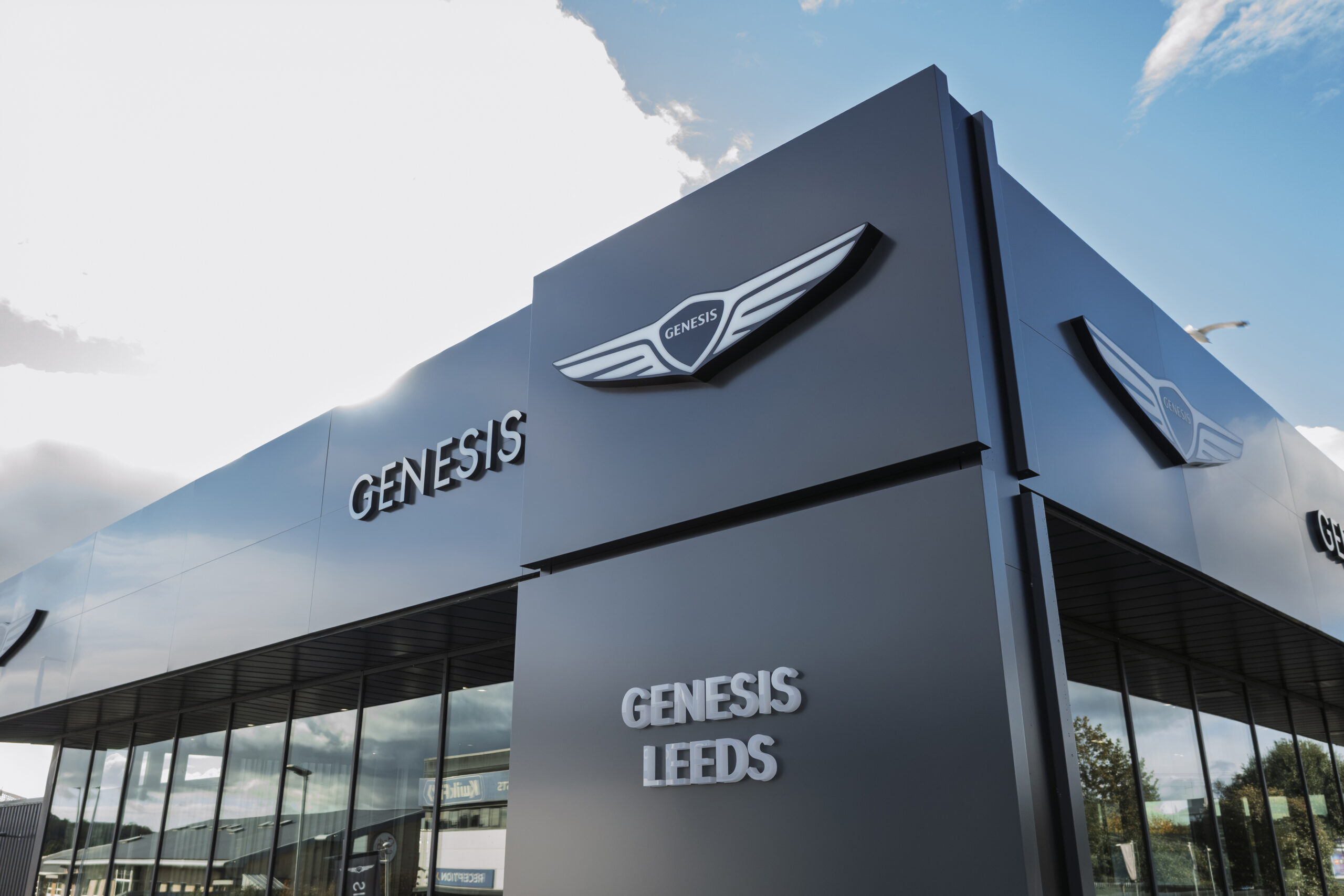Evans Halshaw opens Genesis Leeds